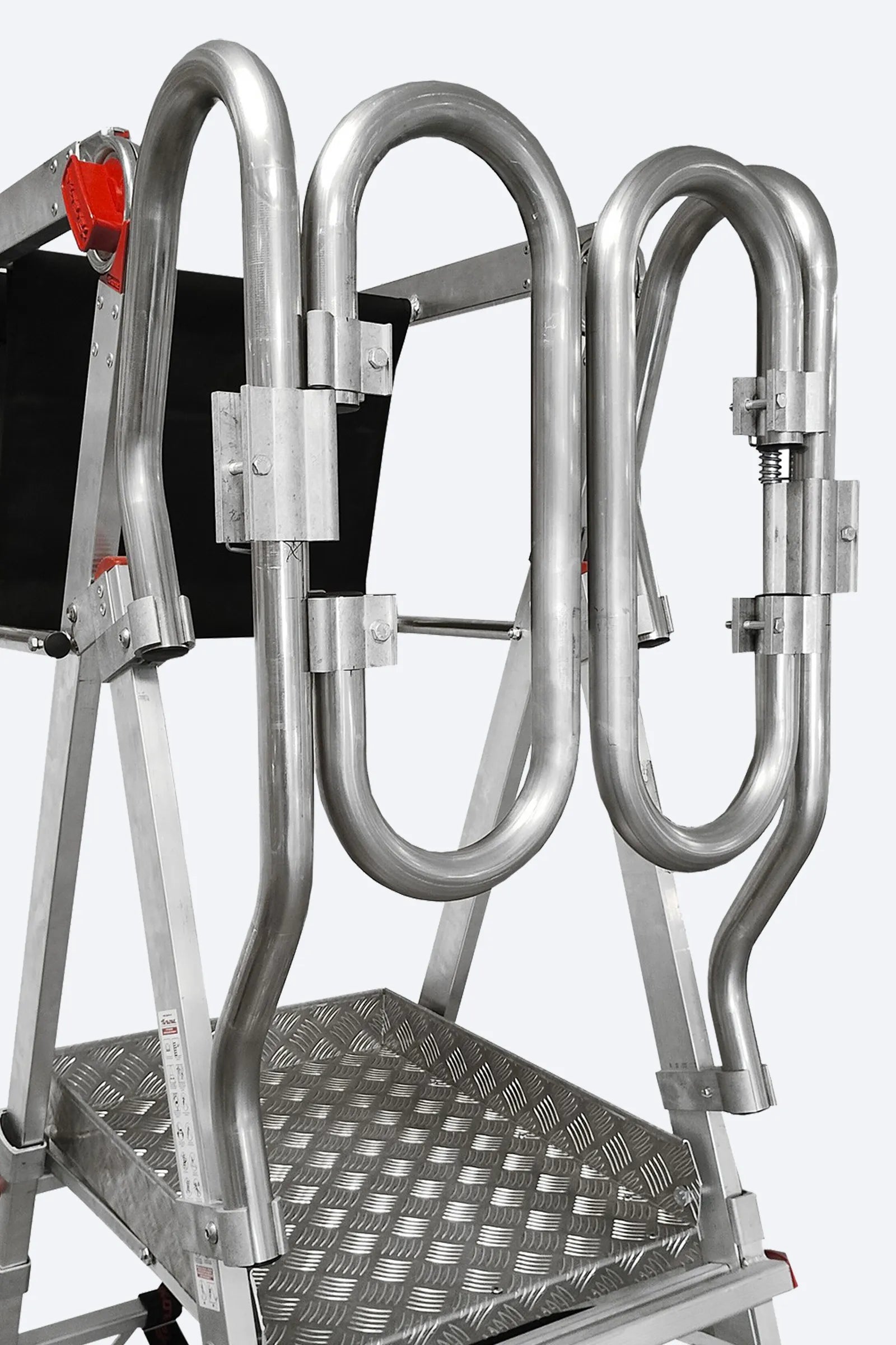 Cancello doppia anta CANC2A, CANC2A.PL e CANC2A.PLS Faraone installato su scala professionale a castello